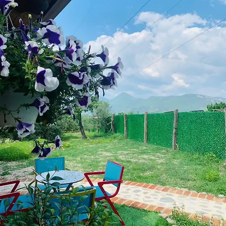 Nature Escape In An Albanian Village Near Сasa de vacaciones